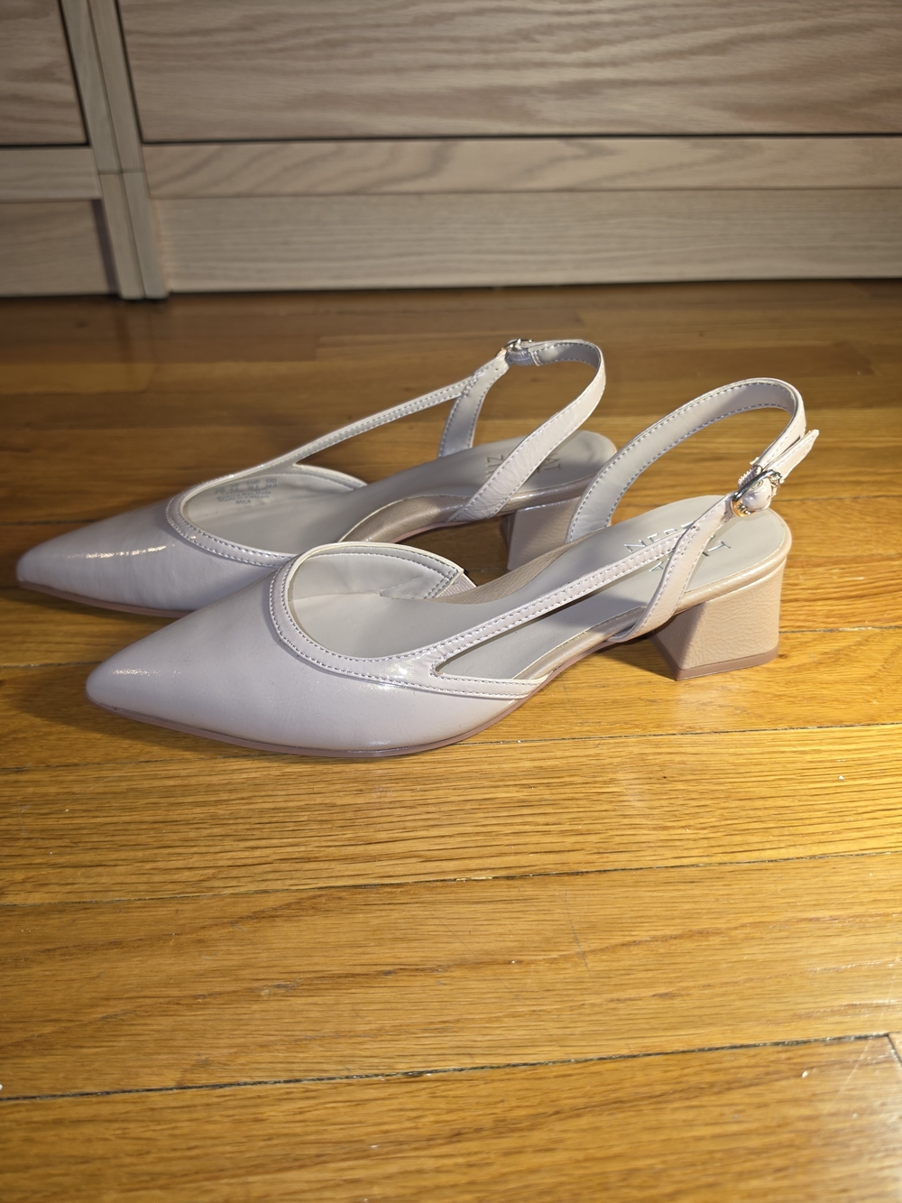 New Naturalizer Mila Mauve Slingback Pumps 8W - Picture 1 of 5